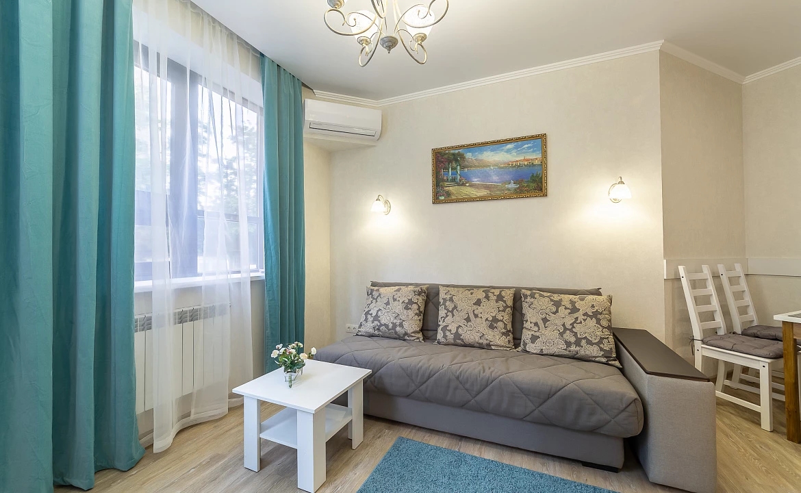 4 комнатная квартира в центре Сочи рядом с пляжем Ривьера. Уютные Квартиры в центре Сочи рядом с крупнейшим пляжным комплексом Ривьера. Сочи