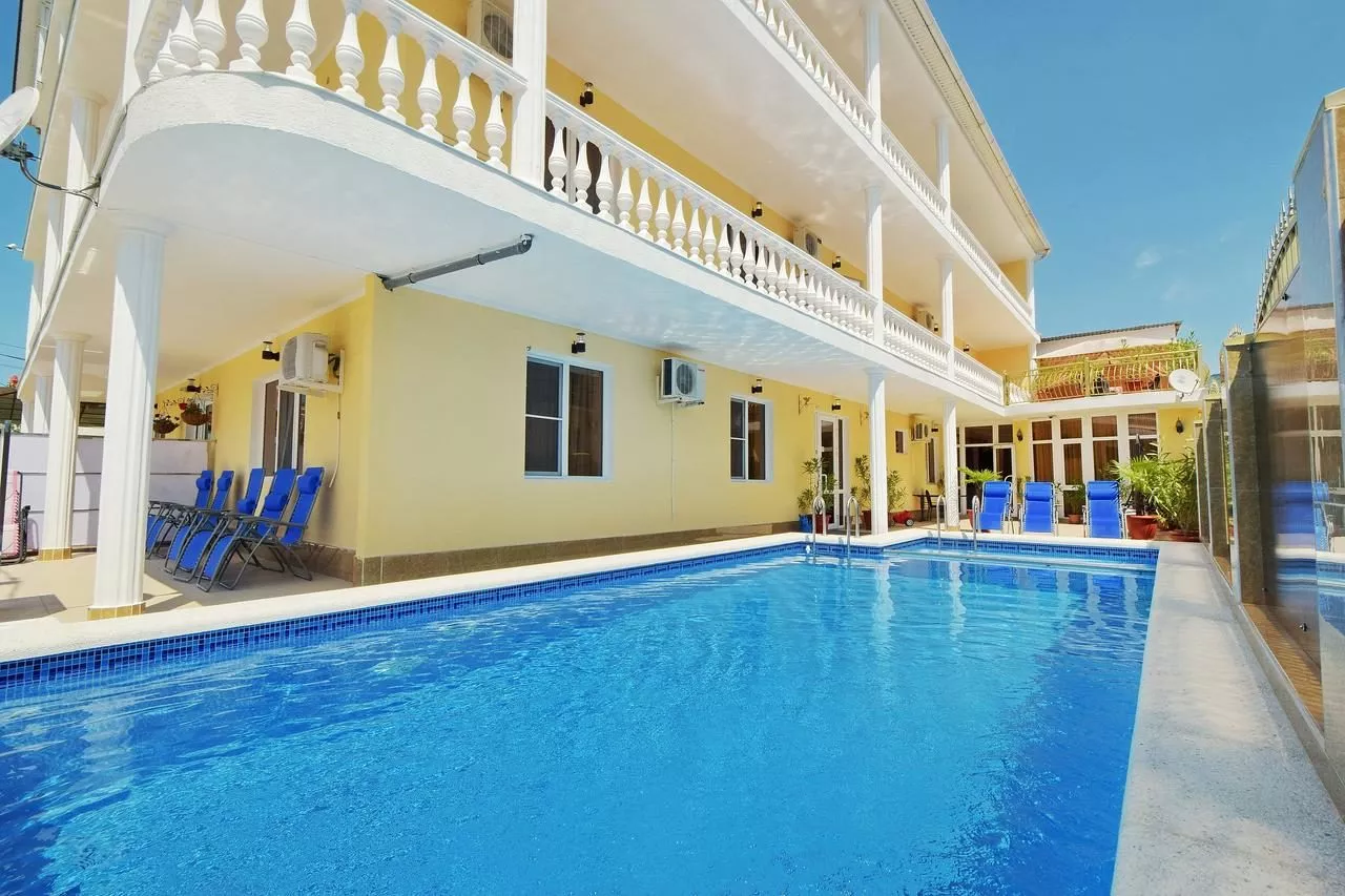 . Гостевой дом "Родос". Кабардинка