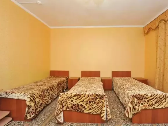 4-х местный «Стандарт». Отель «Адель». Домбай-гостиницы