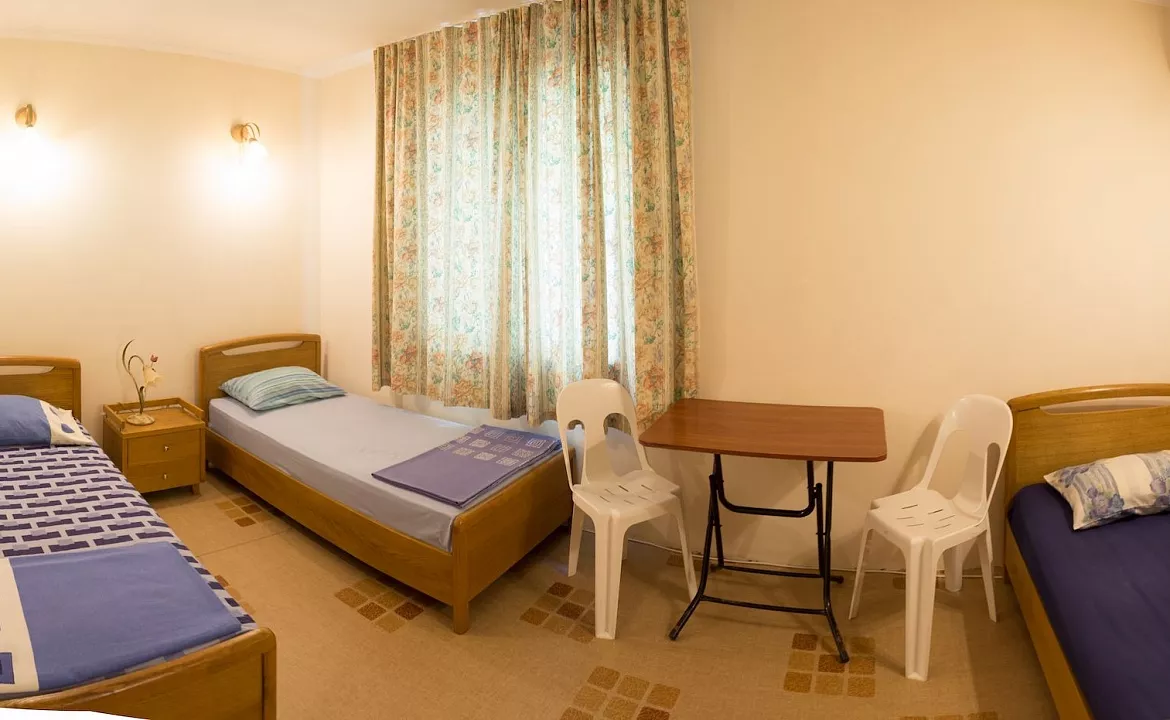 3х местный стандарт. Гостиница «Миратель». Евпатория