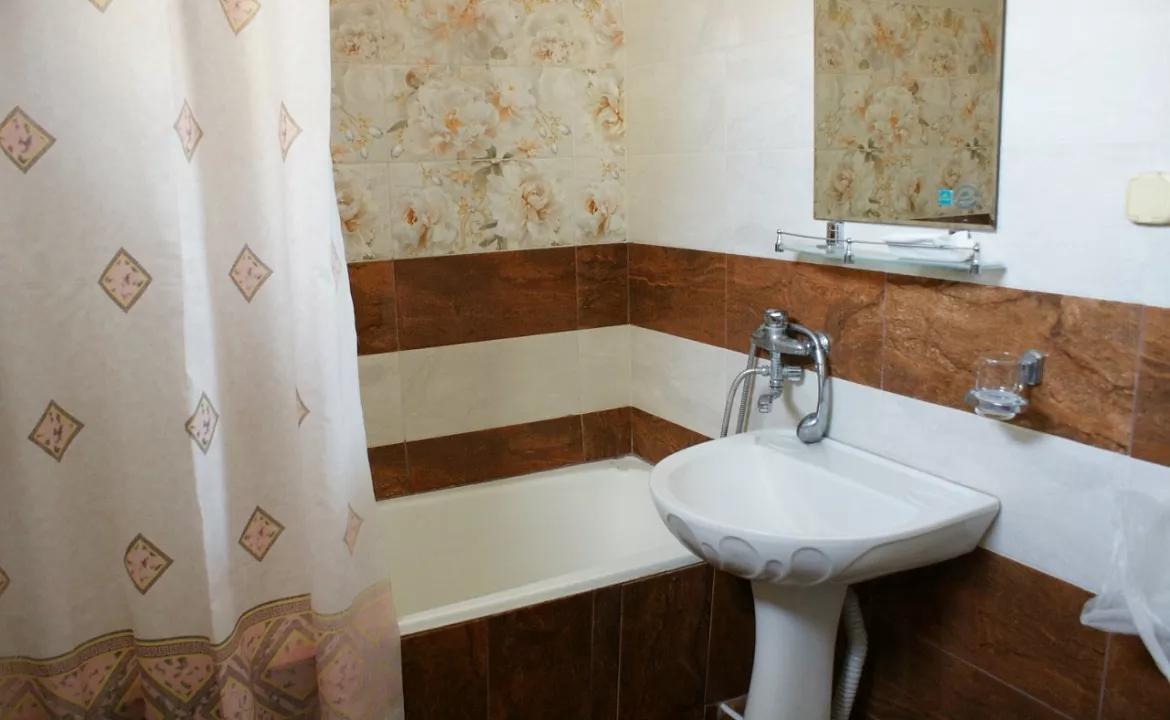 2х комнатный Семейный. Гостевой дом "Cветлана". Адлер