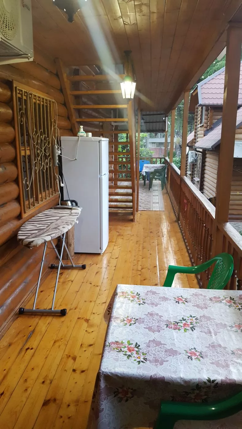 . Гостевой дом У Ирины. Пицунда