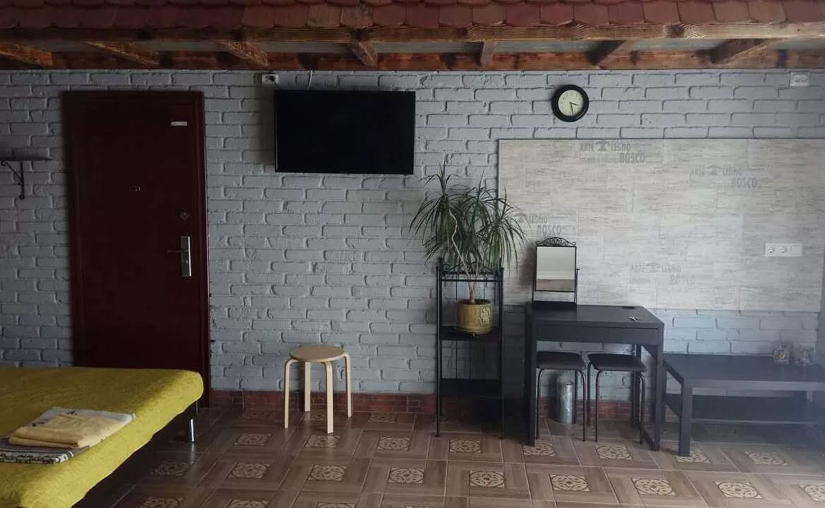 6-местный номер. Отель "Villa-Bora". Керчь