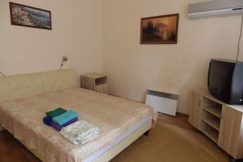 Четырехместный двухкомнатный номер (№ 2). Гостевой дом "Куропатка". Гурзуф