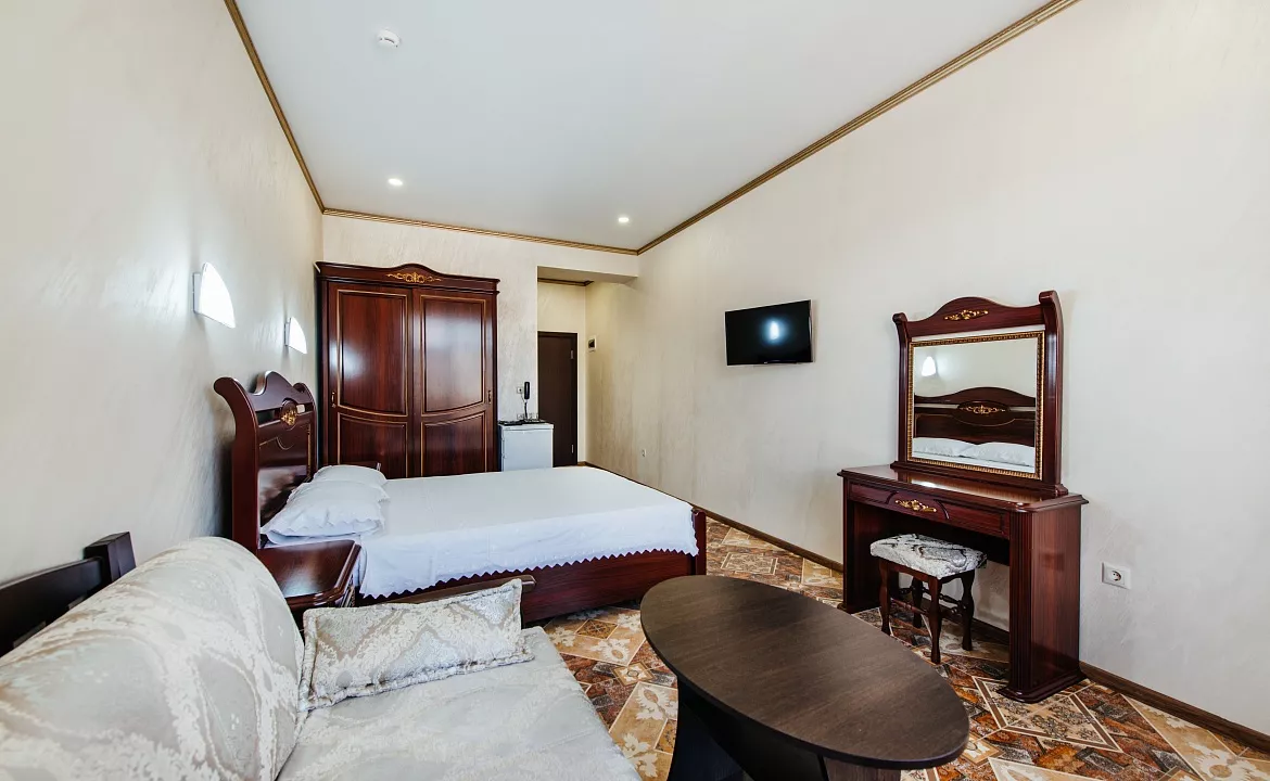 Полулюкс с балконом 2+1. Отель "Атлант". Лазаревское Полулюкс с балконом 2+1. Отель "Атлант". Лазаревское