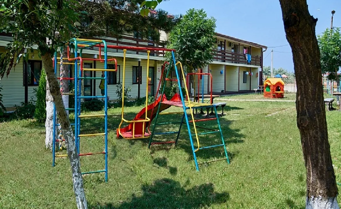 СТАНДАРТ 2-Х КОМНАТНЫЙ 4-Х МЕСТНЫЙ (2Х+2Х) НОМЕР С БАЛКОНОМ КОРПУС №8, 1 И 2 ЭТАЖ, КОРПУС А 2 ЭТАЖ С БАЛКОНОМ, КОРПУС №7 2 ЭТАЖ С БАЛКОНОМ. База отдыха "Ока". Благовещенская СТАНДАРТ 2-Х КОМНАТНЫЙ 4-Х МЕСТНЫЙ (2Х+2Х) НОМЕР С БАЛКОНОМ КОРПУС №8, 1 И 2 ЭТАЖ, КОРПУС А 2 ЭТАЖ С БАЛКОНОМ, КОРПУС №7 2 ЭТАЖ С БАЛКОНОМ. База отдыха "Ока". Благовещенская