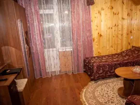 «Семейный» TWIN+DBL (Малый корпус). Гостиница «Кристалл». Домбай-гостиницы «Семейный» TWIN+DBL (Малый корпус). Гостиница «Кристалл». Домбай-гостиницы