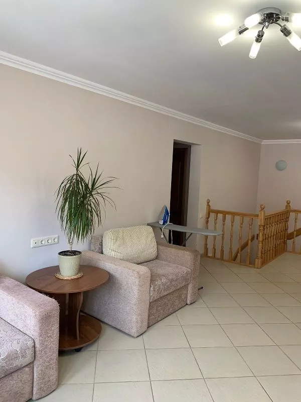 . Гостевой дом "Оливер" в Небуге     . Небуг