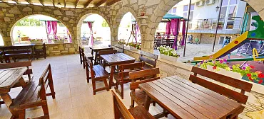 Отель “ЯНАКИС”