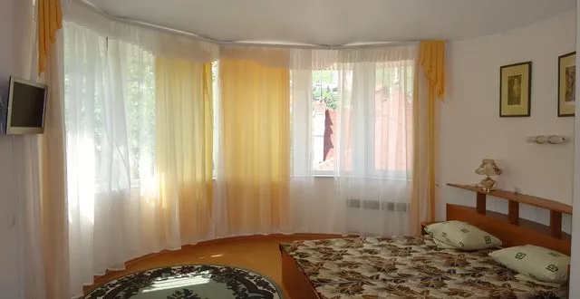 №4 СЕВЕРНЫЙ. Гостевой дом "Мона Лиза". Форос