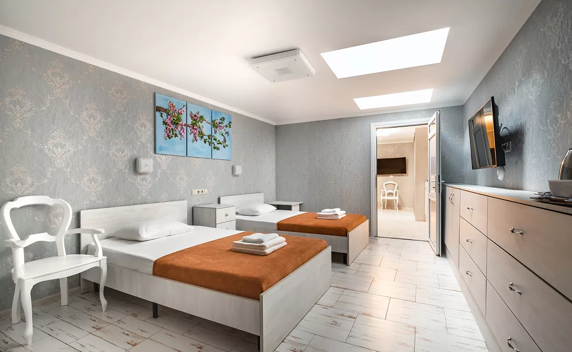 Семейный двухкомнатный. Отель "Вальс цветов". Красная Поляна