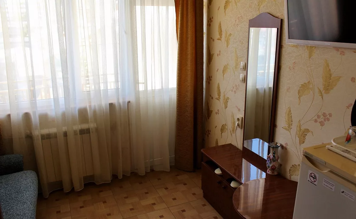 4-х местный номер . Гостевой дом "До Встречи". Адлер