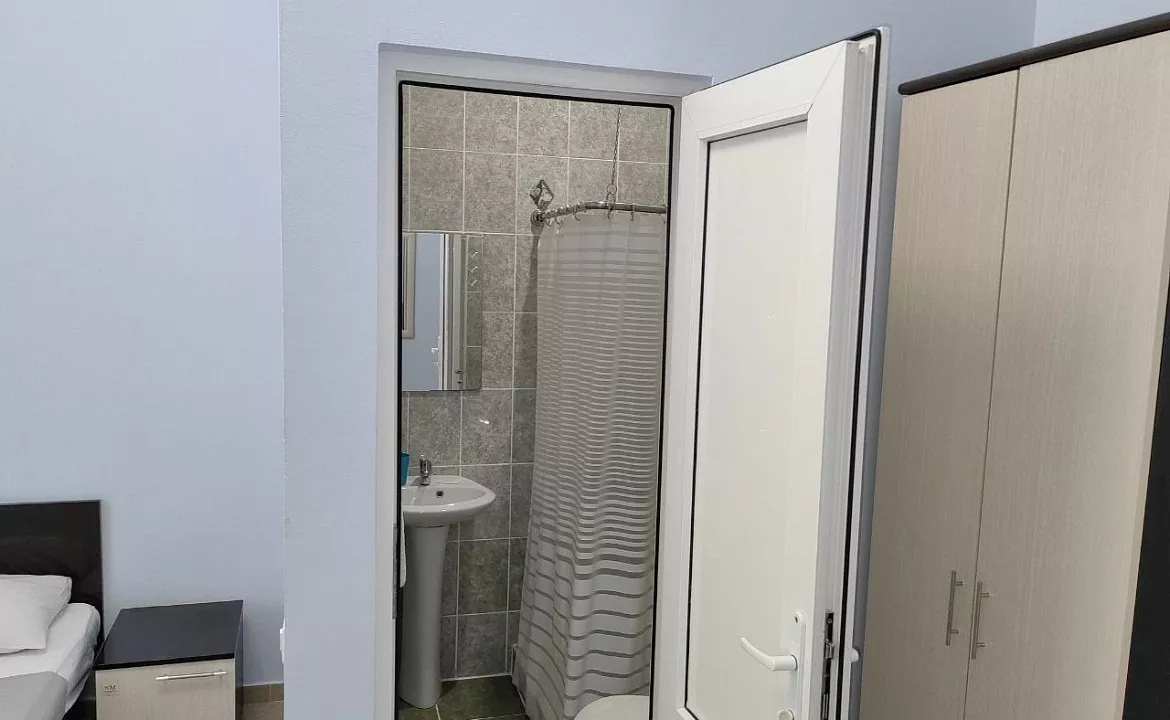 Стандартный номер на 1 этаже с 2 раздельными кроватями. Отель "Ниагара Фоллс". Сочи