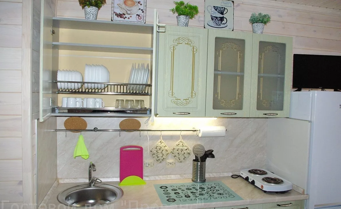 Двухкомнатные апартаменты- ЮГ. Гостевой дом «ПРОВАНС». Витино