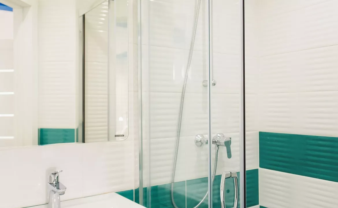 Luxe Dolphin. Отель Villa Capri. Щелкино