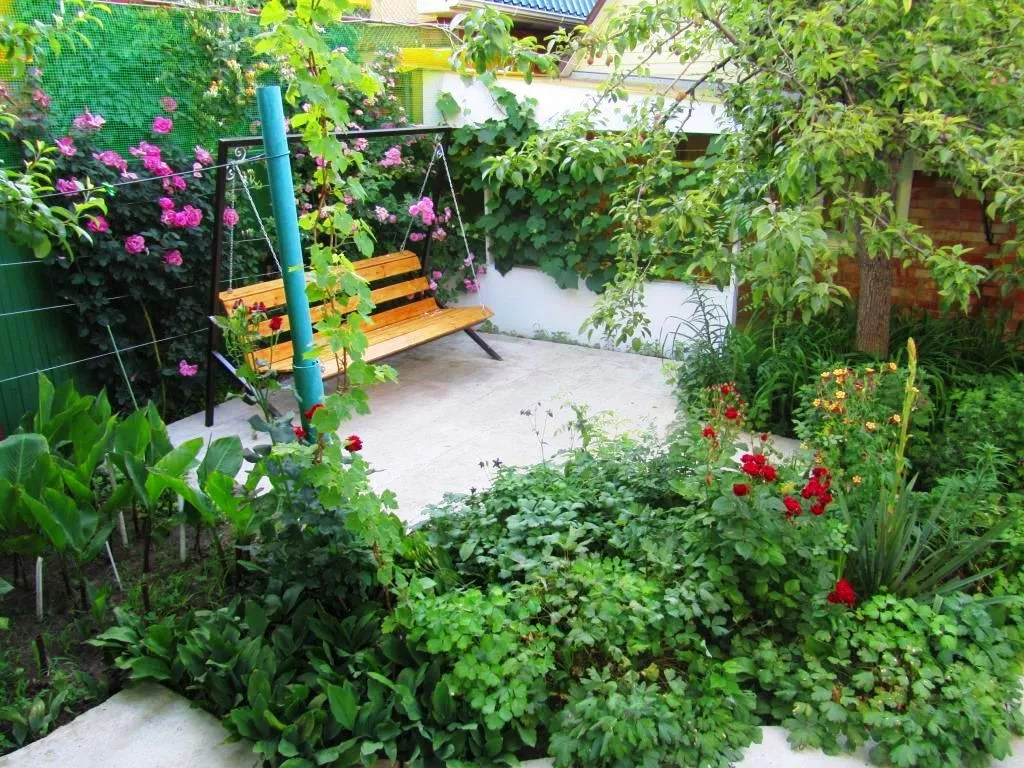 . Частный сектор "На Море". Ейск