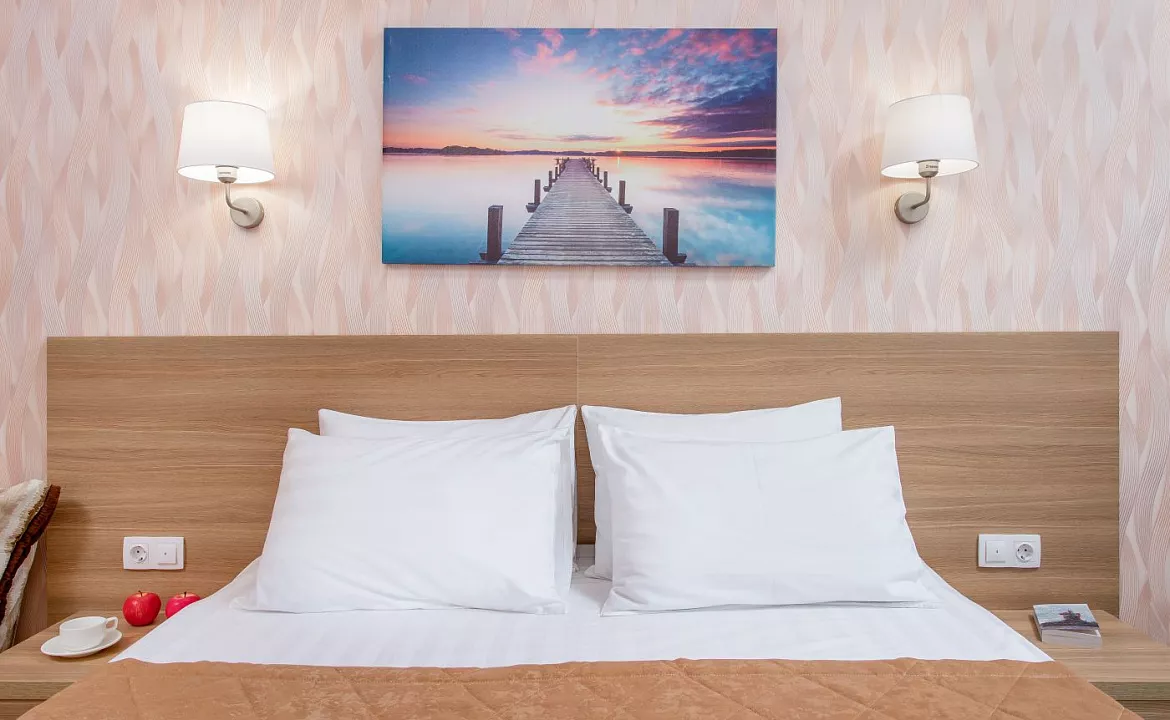 Стандарт с балконом. Гостиница "Бэлль" . Анапа