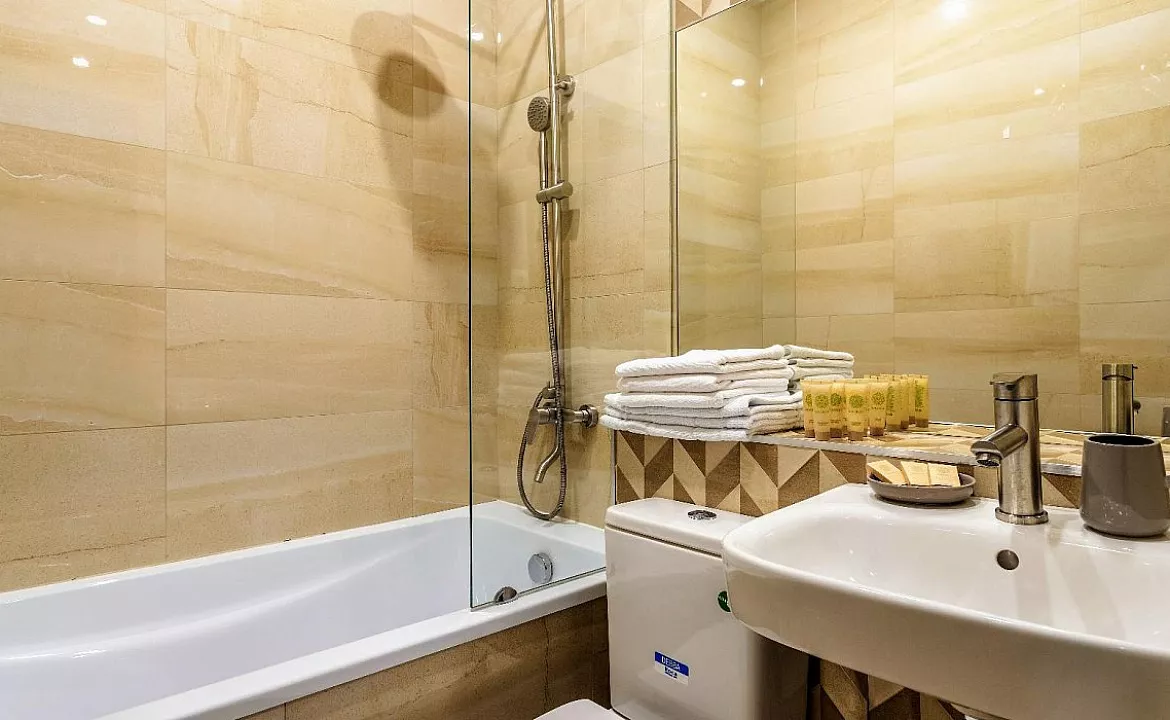 Номер Апартаменты с балконом и видом на море. Отель «БРЮТ». Геленджик