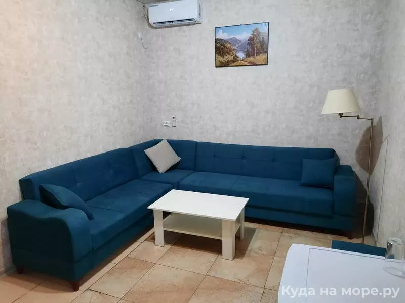 . Отель Феникс. Цандрипш