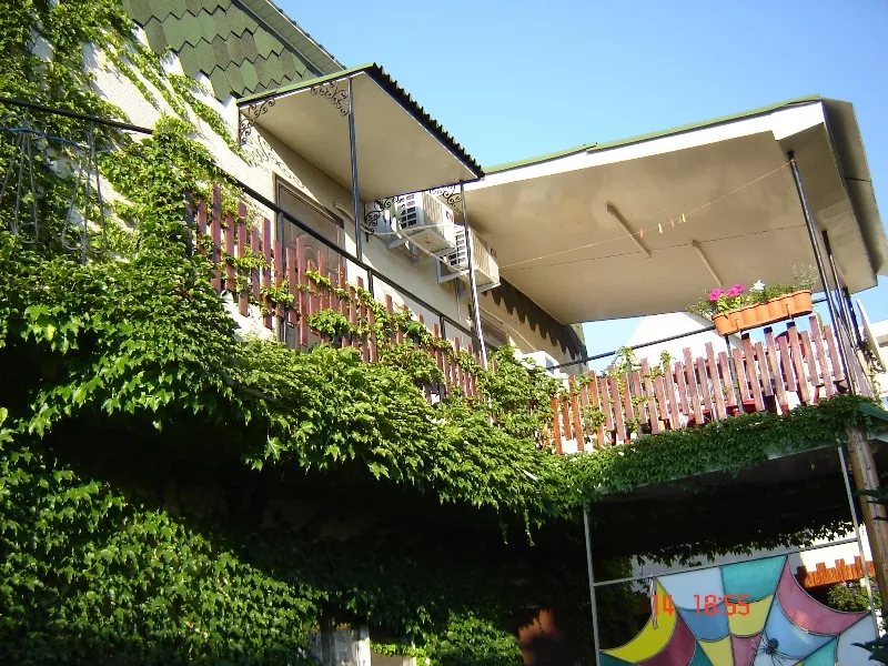 . Гостевой дом "Паутинка". Севастополь