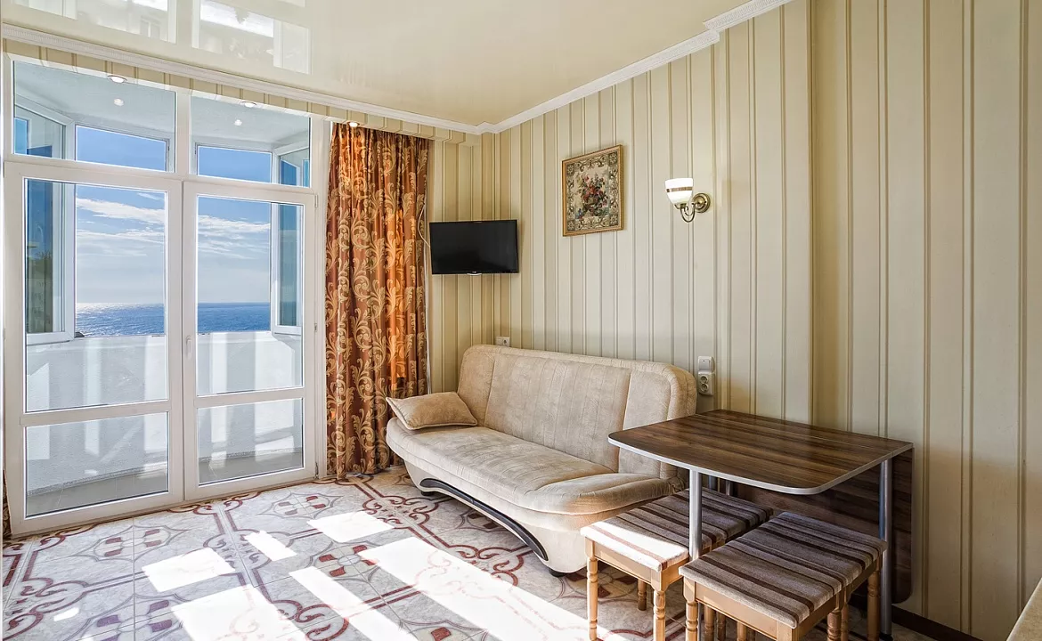 Квартира-студио №8. Квартира в многоквартирном доме Видовые апартаменты в Мисхоре. Кореиз Квартира-студио №8. Квартира в многоквартирном доме Видовые апартаменты в Мисхоре. Кореиз