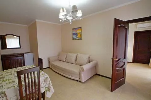 Двухкомнатные апартаменты № 12 (для 2−6 человек). Гостевой дом «Солнечный Утриш». Большой Утриш