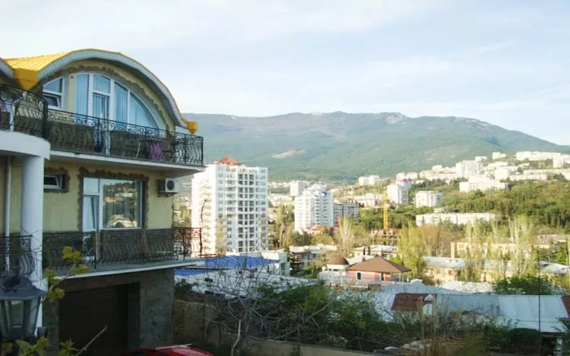 . Гостиница Три дельфина. Ялта