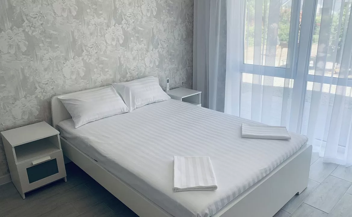 Трёхместный номер. Гостевой дом Valeri. Джубга