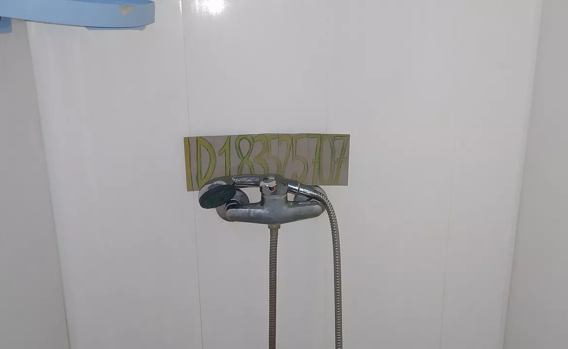 Второй этаж под ключ до 17 человек. Частный сектор 2 этажа по отдельности под ключ, 2 отдельных домика.. Благовещенская