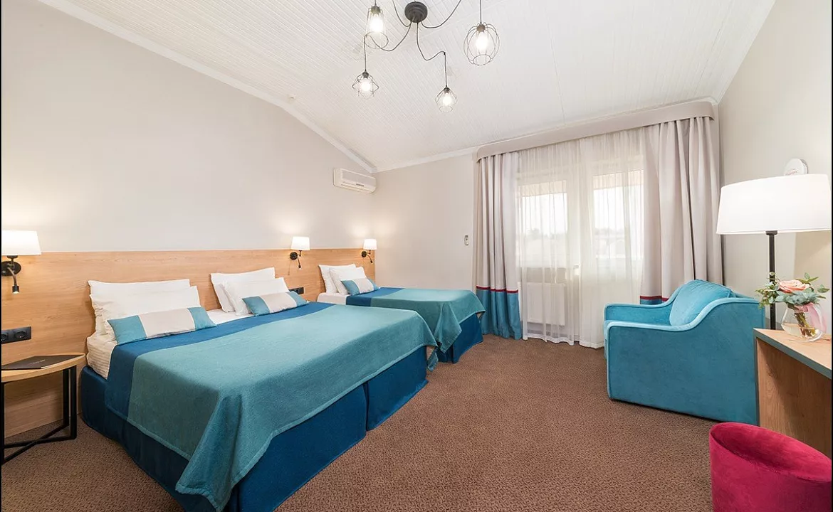 Стандарт улучшенный плюс. Гостиничный комплекс Альбатрос. Анапа