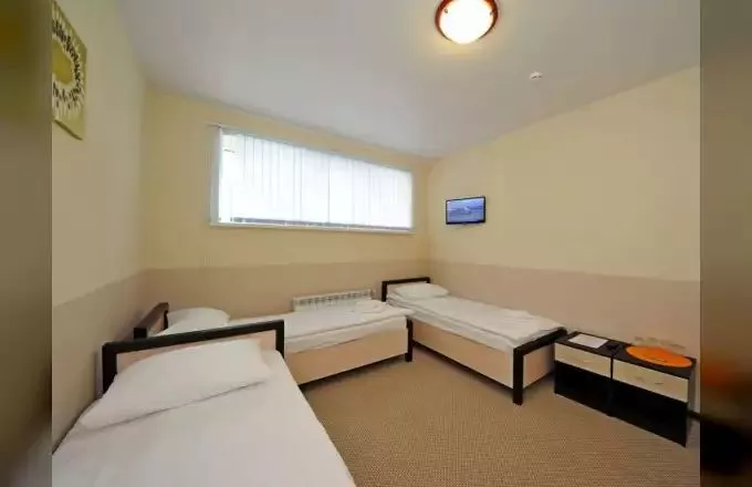 4-местный Эконом. Отель «Смайл». Эльбрус - гостиницы