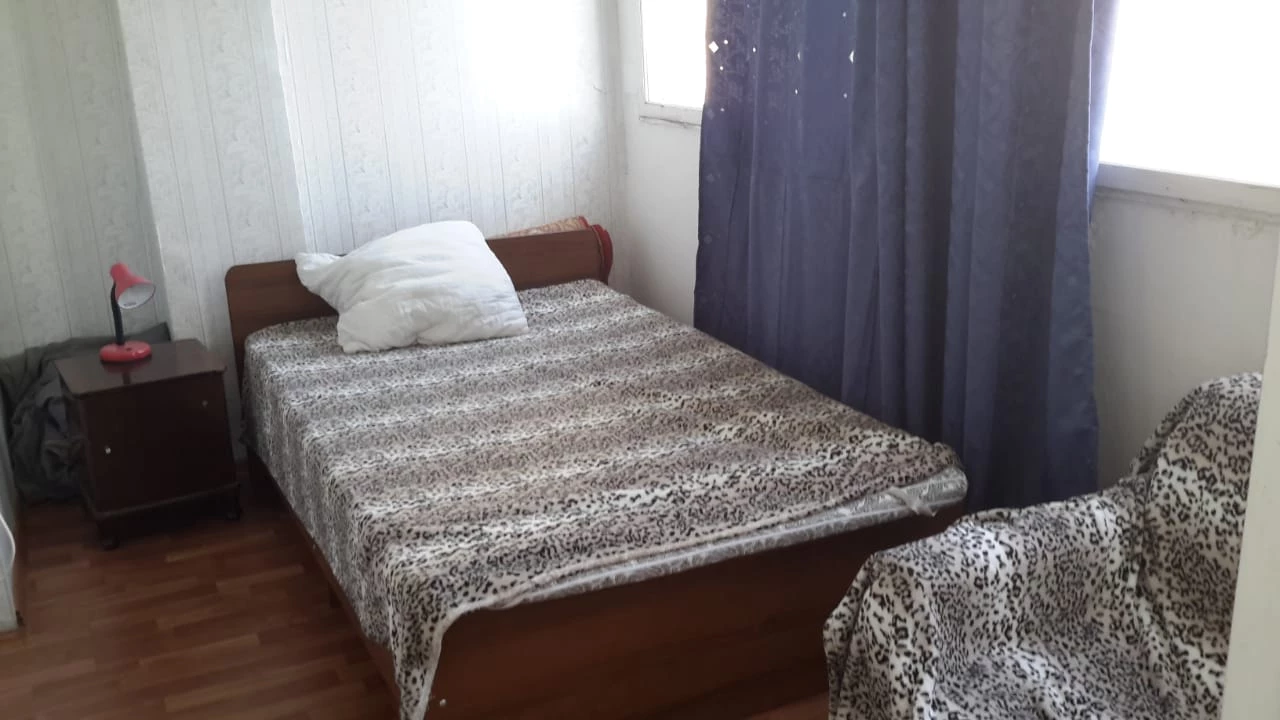 . Квартира в многоквартирном доме Просторная квартира на море . Квартиры в Пицунде