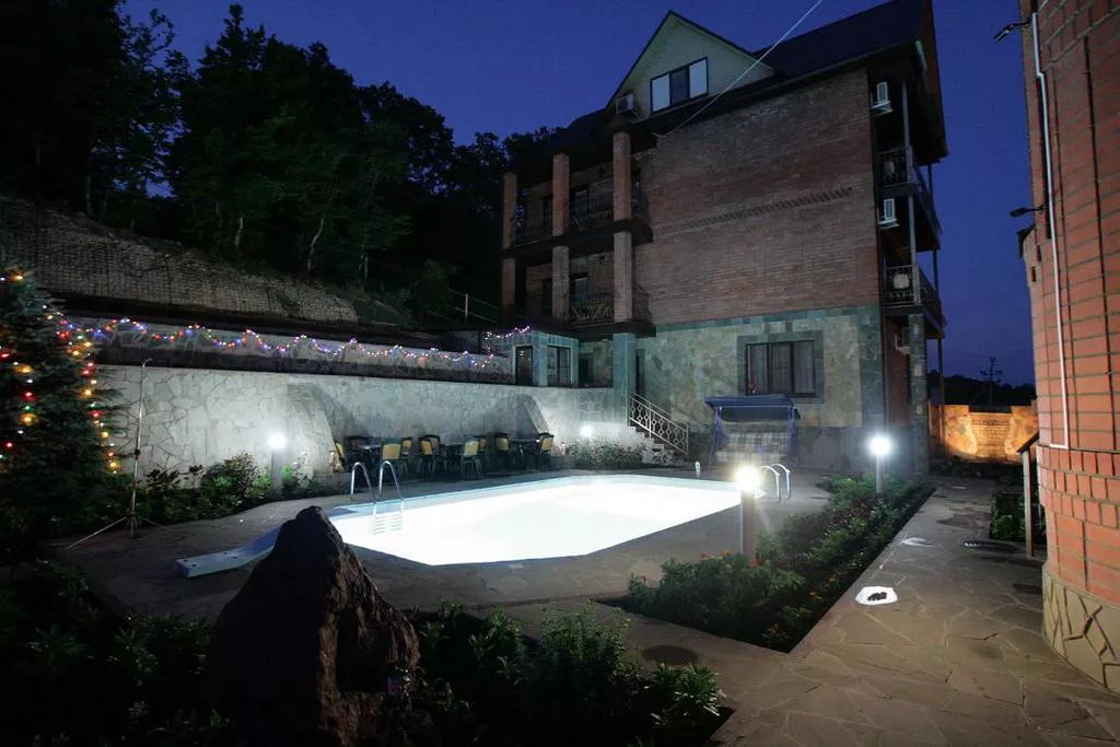 . Гостевой дом "Сказка". Криница