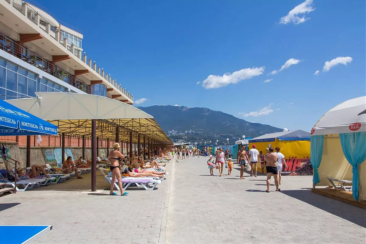 . Гостиница Дарсан. Ялта