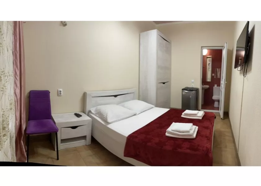 Стандартный двухместный номер. Гостевой дом "Замок на Жемчужной". Адлер