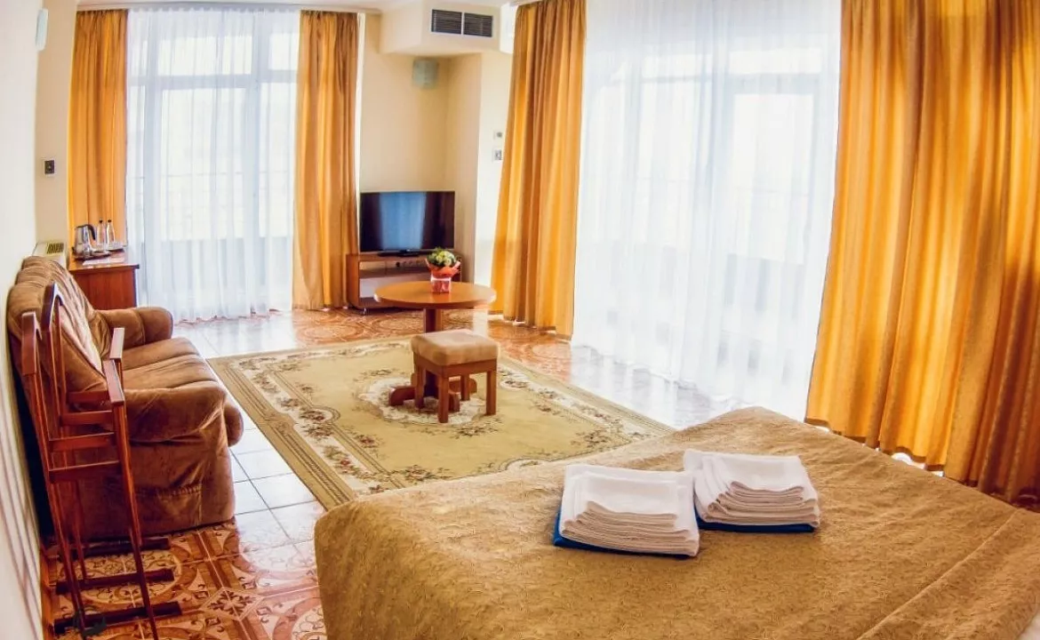 Полулюкс. Спа-отель SPA-отель «Ливадийский». Ялта