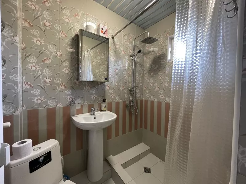 Двухместный номер эконом класса. Гостевой дом "Замок на Жемчужной". Адлер