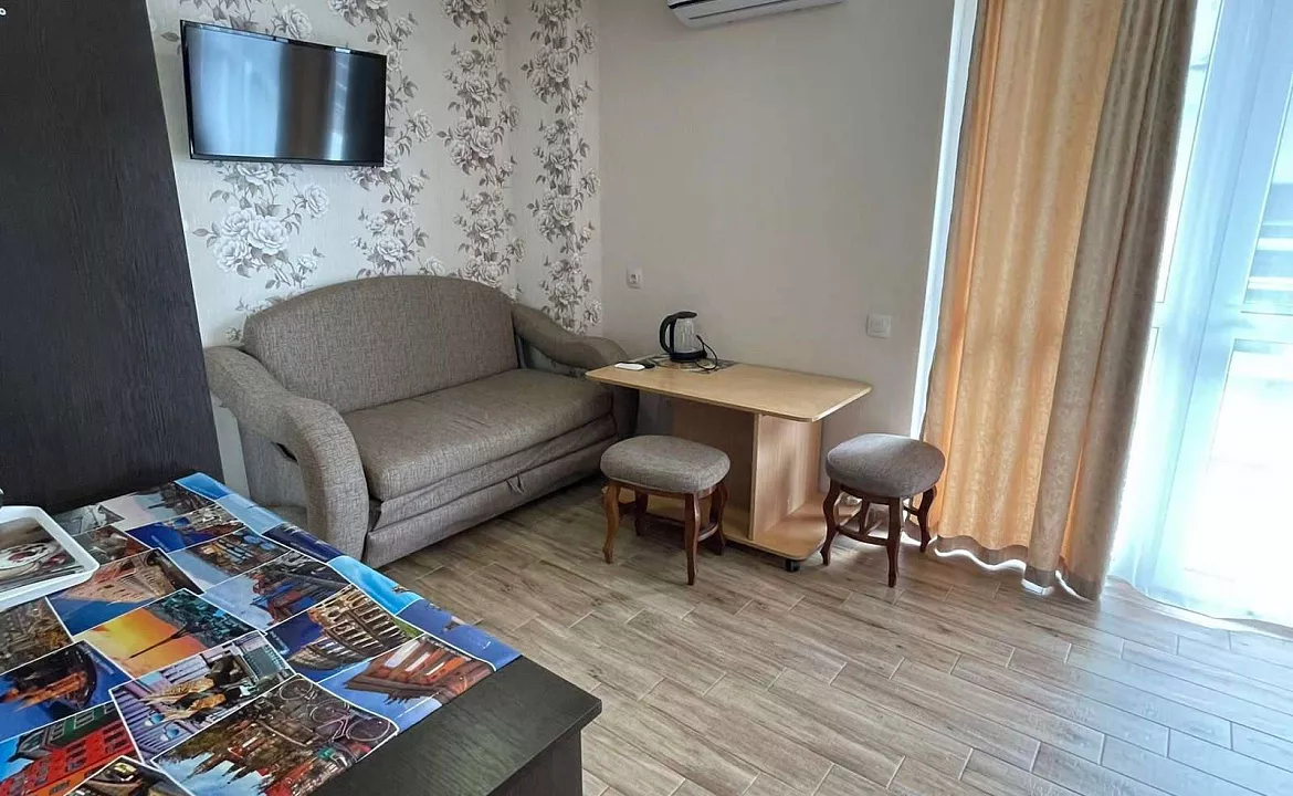 Комфорт 4-5ти местный. Отель «Черноморец». Лазаревское Комфорт 4-5ти местный. Отель «Черноморец». Лазаревское