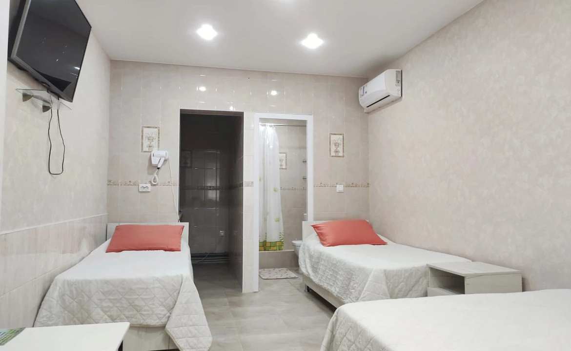 4-х местный  стандарт с кухней. Уда-ча в Свирском ущелье. Лазаревское