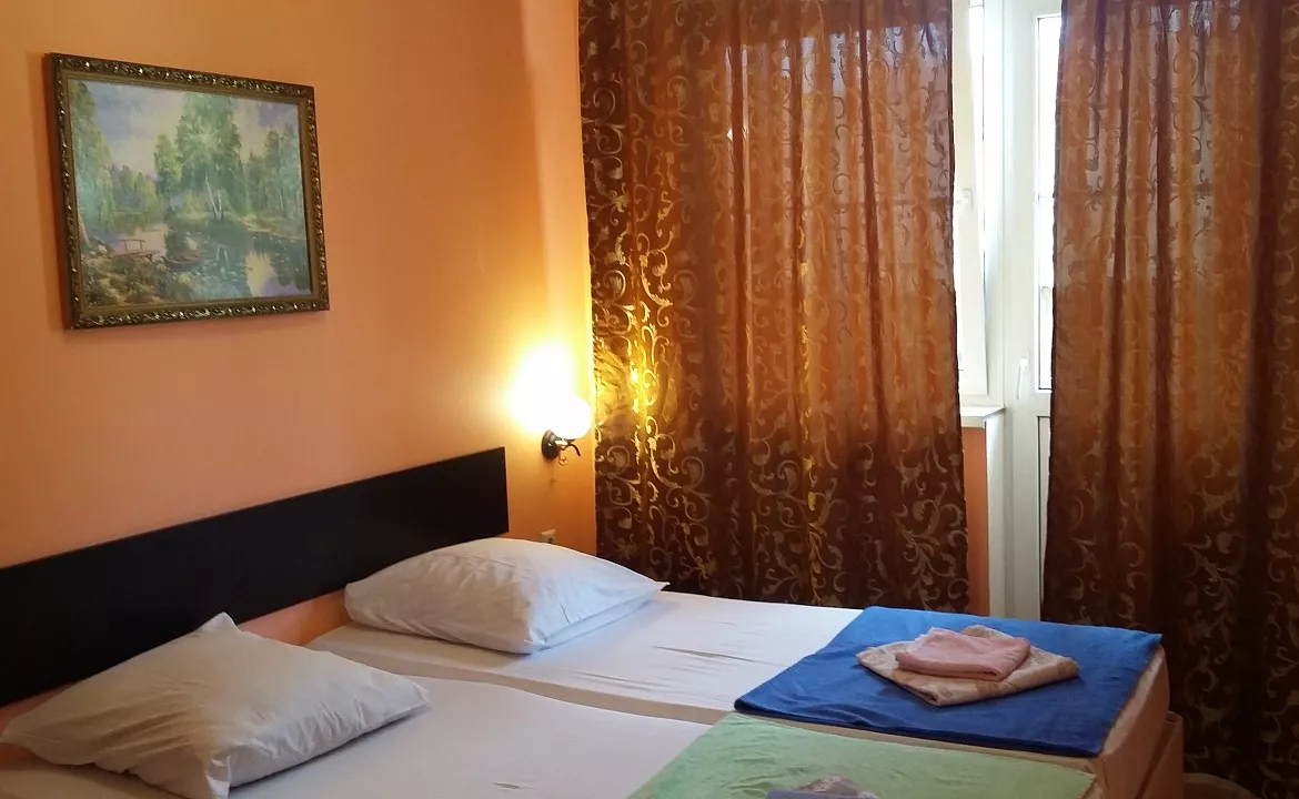 Семейный двухкомнатный . Гостевой дом Гринго. Адлер