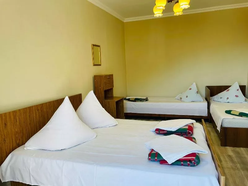 . Гостевой дом "У подножья пещеры". Новый Афон