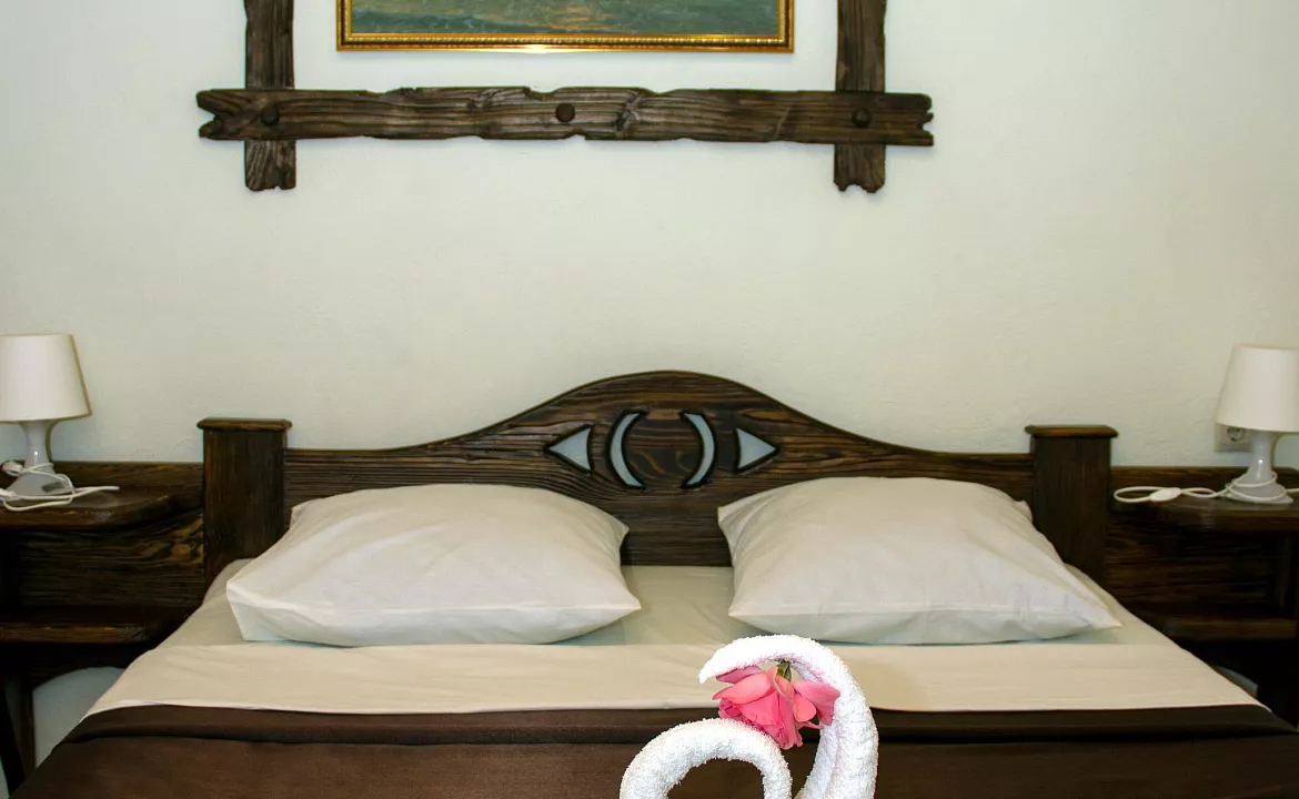 Стандартный 2-х местный номер (Double) (2/3). Отель "ПОСЕЙДОН". Гагра