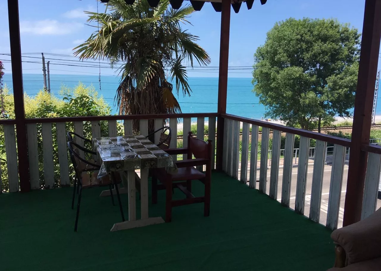 . Гостевой дом Аквамарин - Лоо. Лоо . Гостевой дом Аквамарин - Лоо. Лоо