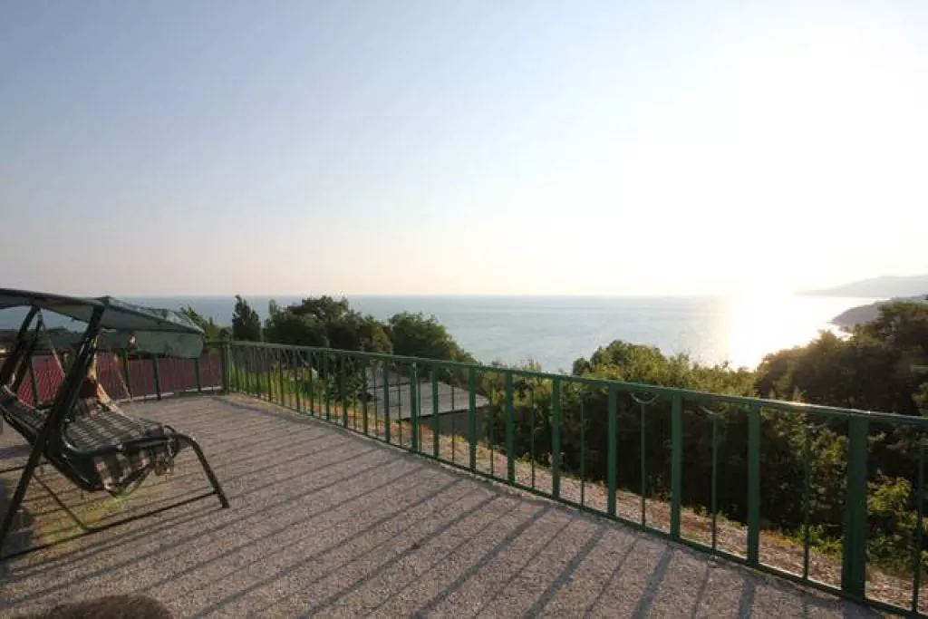 . Гостевой дом "Алиса" . Криница . Гостевой дом "Алиса" . Криница