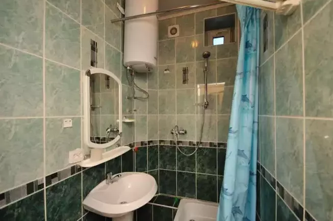 Эконом-класса 3-местный. Отель «Вертикаль». Домбай-гостиницы