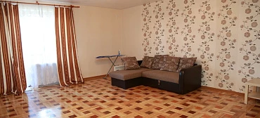 Квартира в многоквартирном доме 2-комнатная Квартира