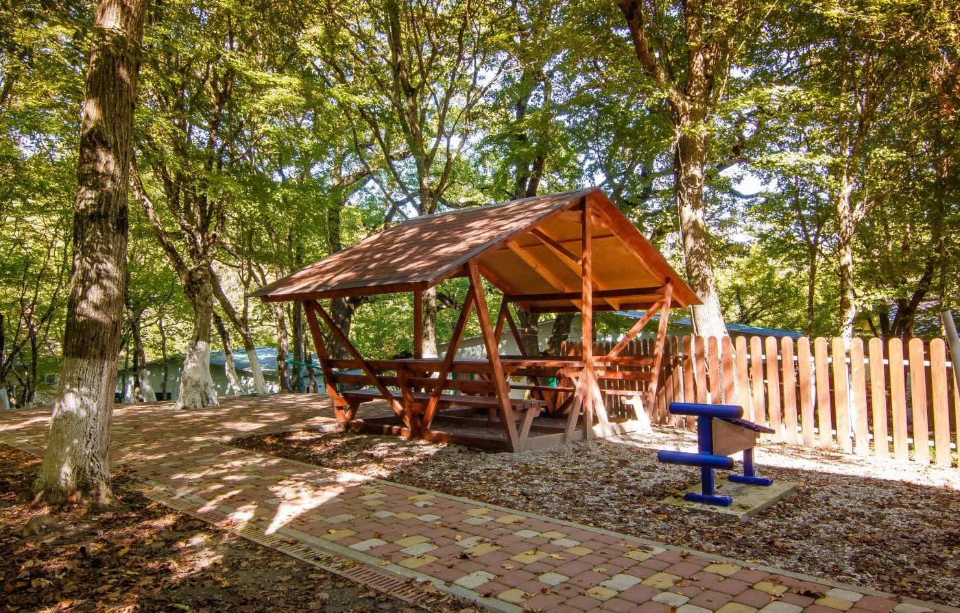 . База отдыха "Бирюза-Юг" . Бетта