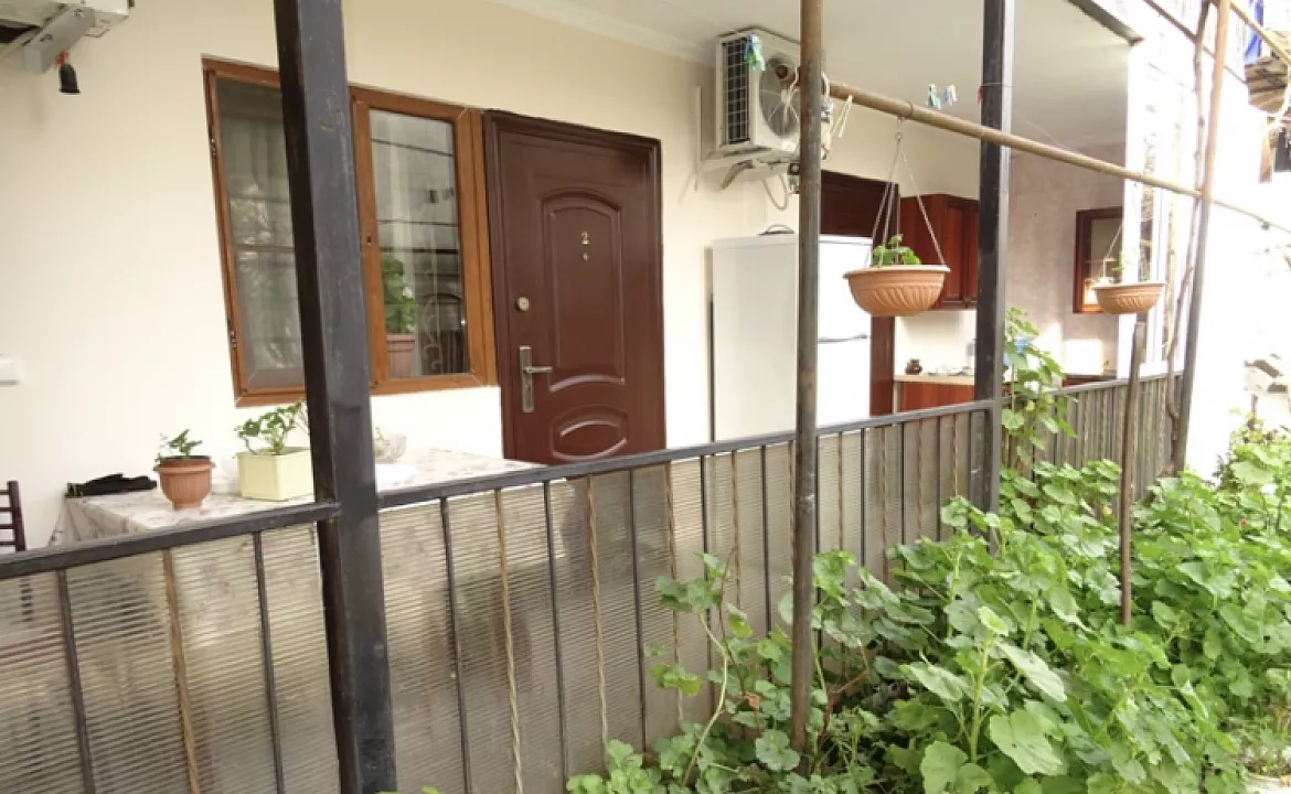 Трёхместный . Частный сектор Гостевой дом «Соломон». Сухум