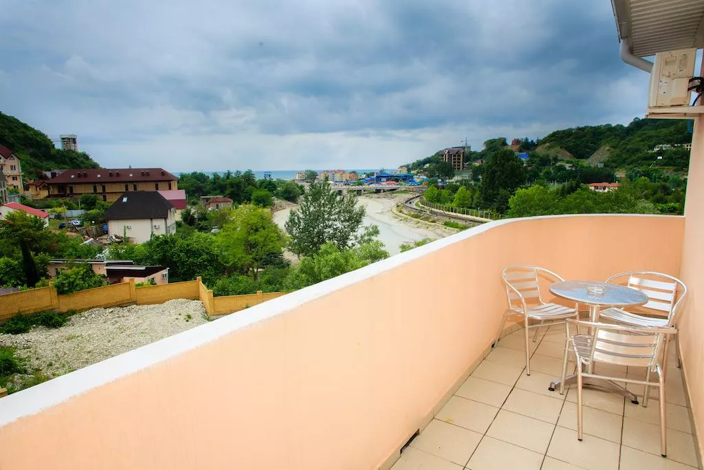 . Гостевой дом "Адмирал" - Небуг. Небуг