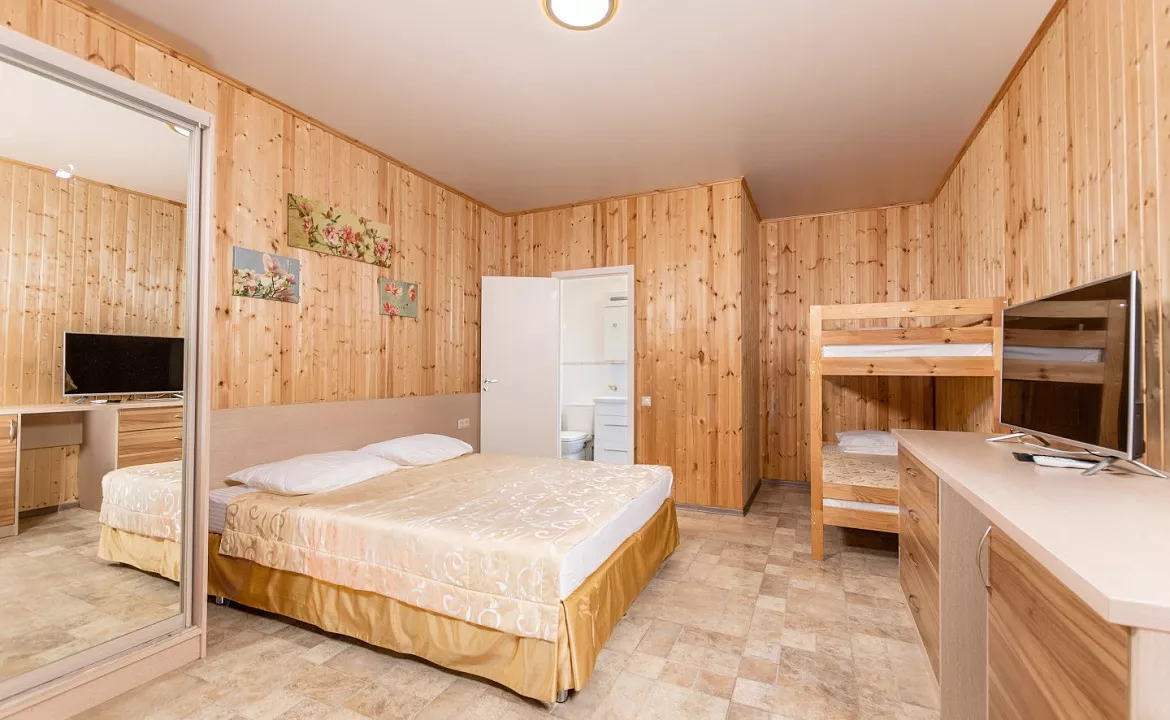 Четырехместный Стандарт. Гостевой дом Замок у Моря. Головинка Четырехместный Стандарт. Гостевой дом Замок у Моря. Головинка